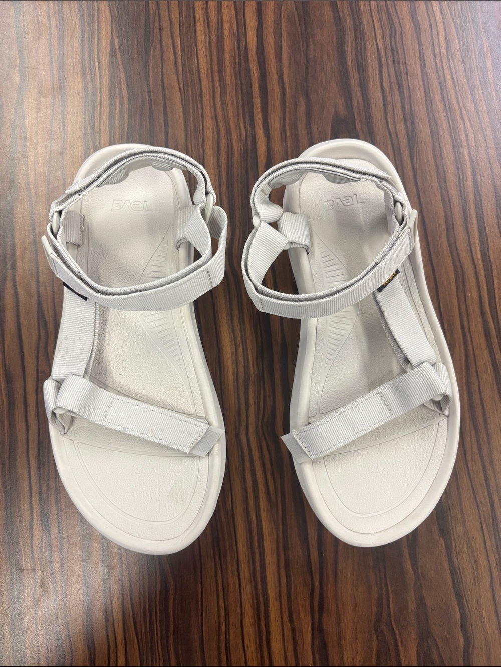 Teva - Womens Hurricane Xlt2 Ampsole Sandals, size 11 US womens, color grey. - Picture 2 of 5